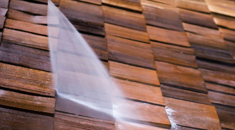 Professional gutter cleaning in Santa Maria, TX